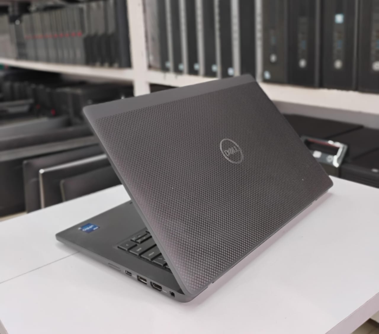 Dell Dell